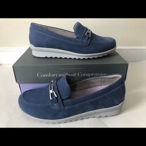 AVARON Josie Bit Loafers Blue Suede Size 7.5 D
